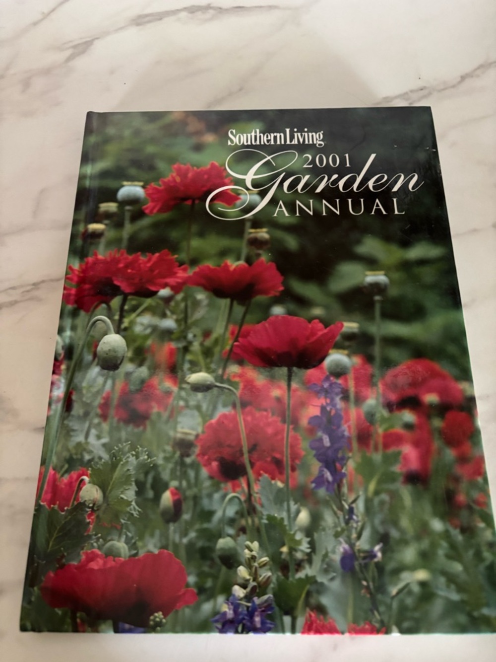 Southern Living Garden Annual 2001 - Red Floral Cover